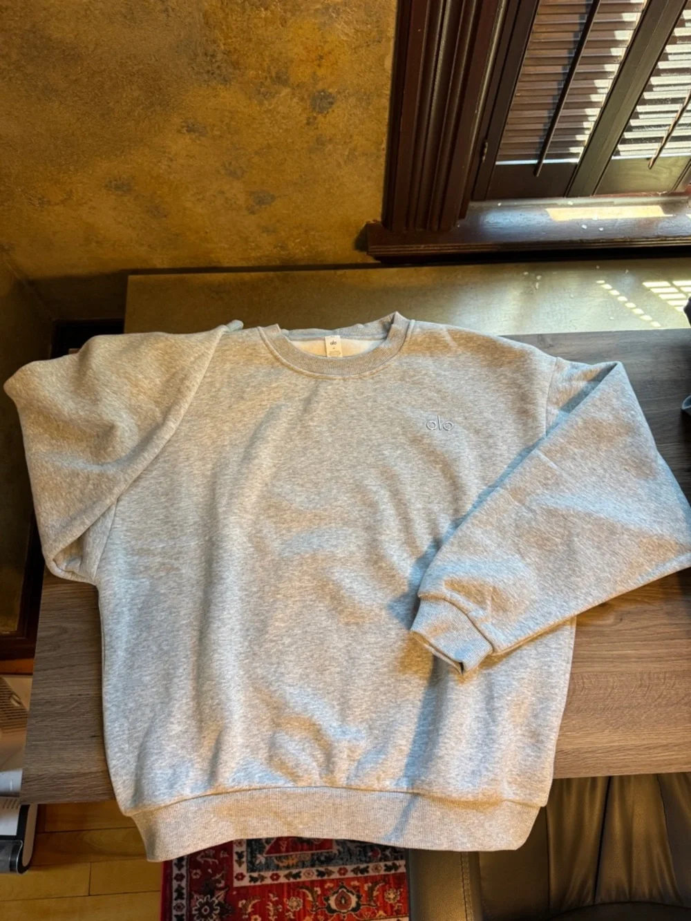 Alo Accolade Grey Sweat Set - Picture 3 of 8